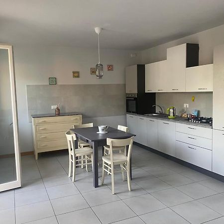 Casa Di Fiocco Apartment Bra Bagian luar foto