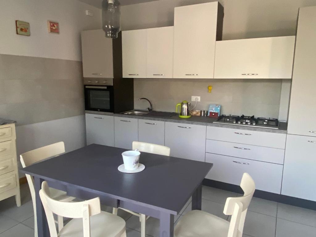 Casa Di Fiocco Apartment Bra Bagian luar foto